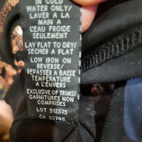 JS Boutique Size 8 Short Black Dress with Gold Sequins - Picture 4 of 8